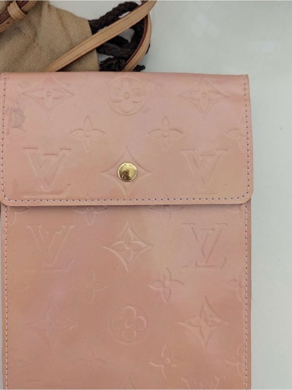 Louis Vuitton Monogram Pink Vernis slim crossbody bag EUC - Picture 3 of 14